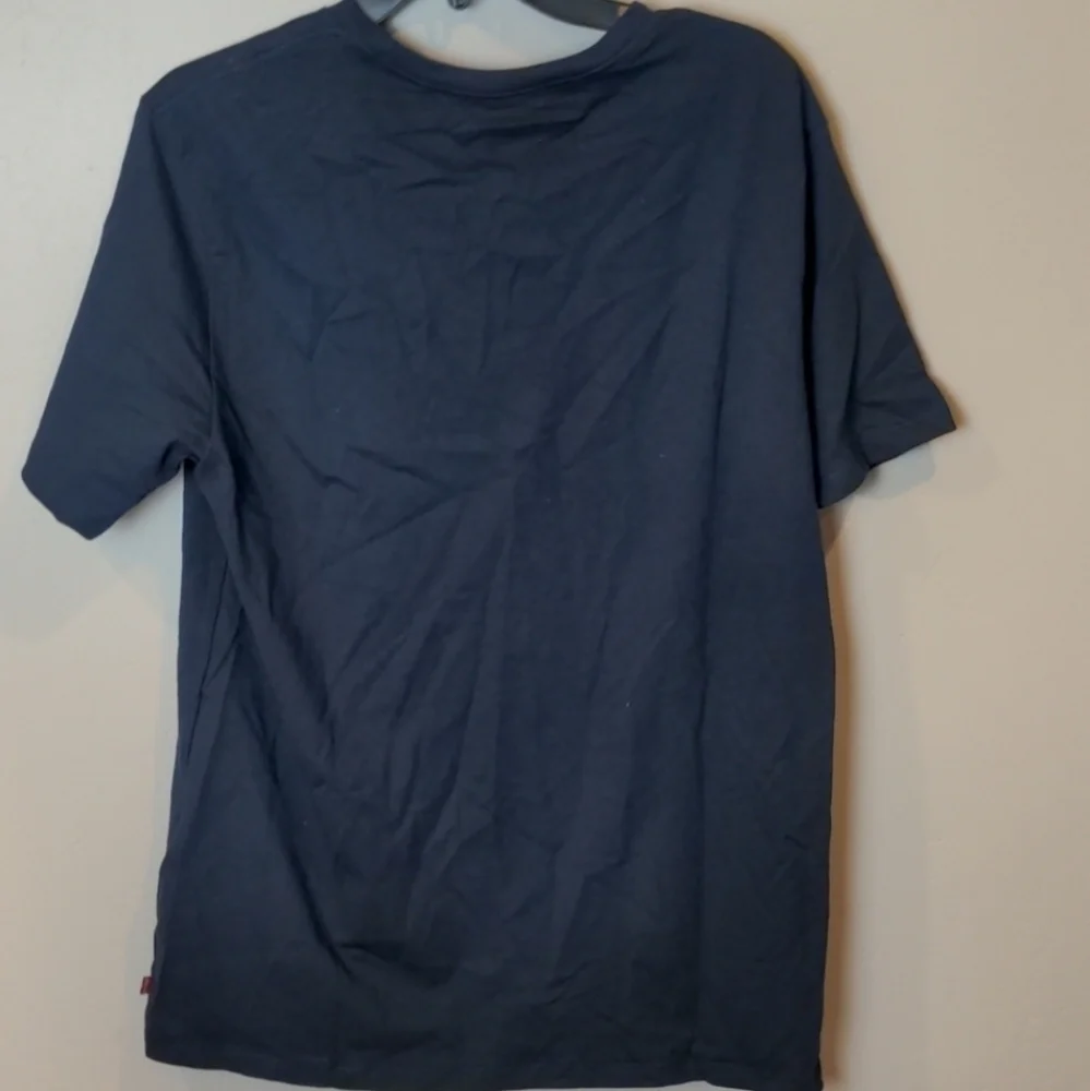 Levi's Dress Blues Two Horses Short Sleeve Graphic Tee in Red and Blue Large